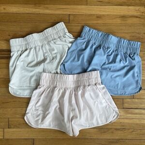 Women's Medium? Athletic Shorts Lot of 3 Elastic Waist 2" Inseam Blue Pink Cream
